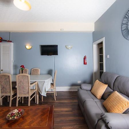 Super Central 4Bedroom Apartment At The Meadows EDI Exterior photo