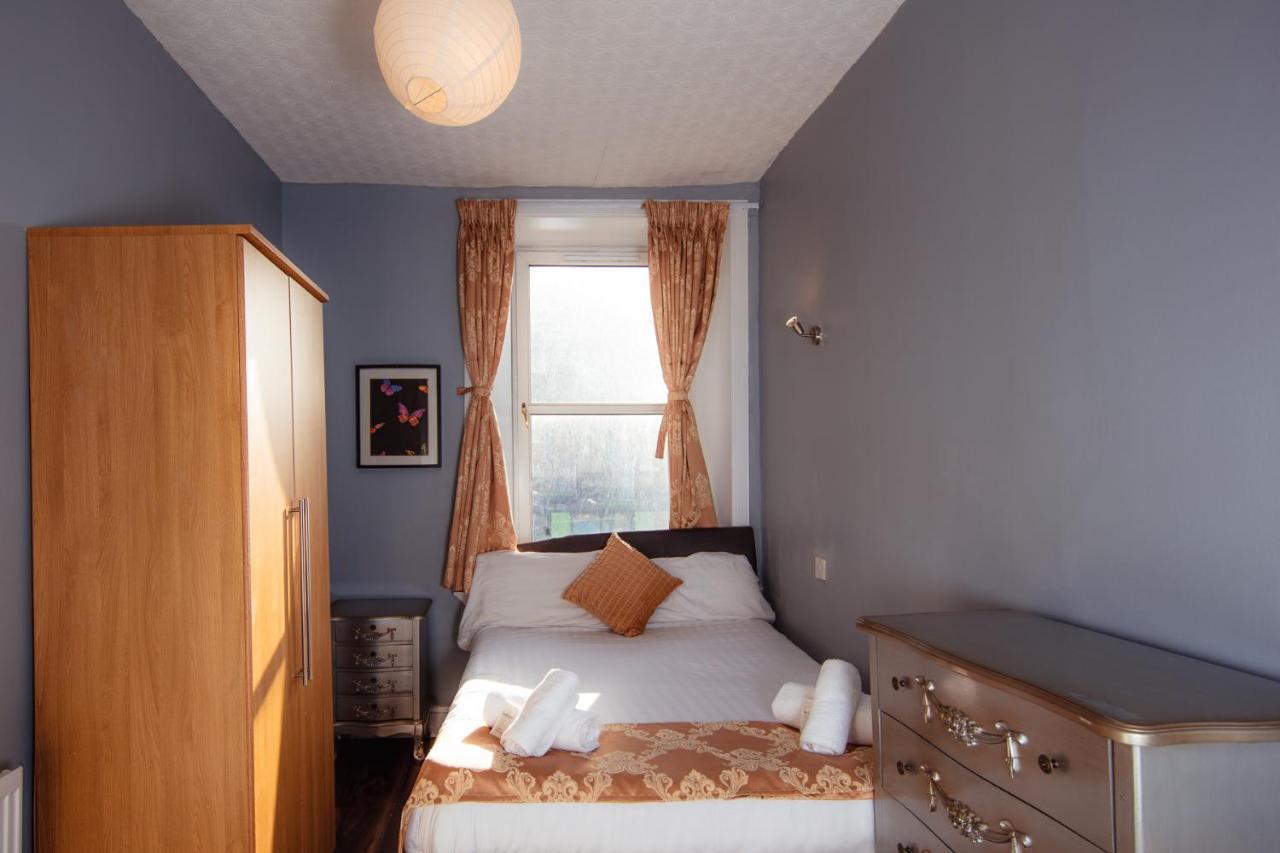 Super Central 4Bedroom Apartment At The Meadows EDI Exterior photo