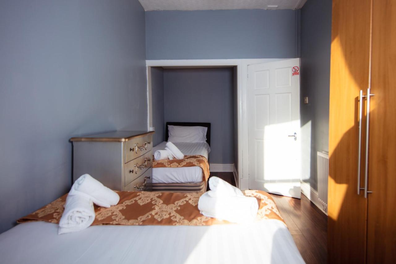 Super Central 4Bedroom Apartment At The Meadows EDI Exterior photo