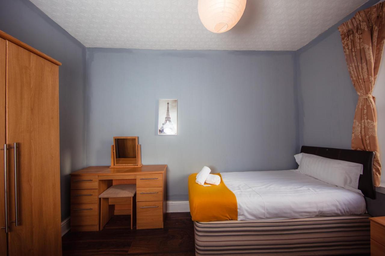 Super Central 4Bedroom Apartment At The Meadows EDI Exterior photo