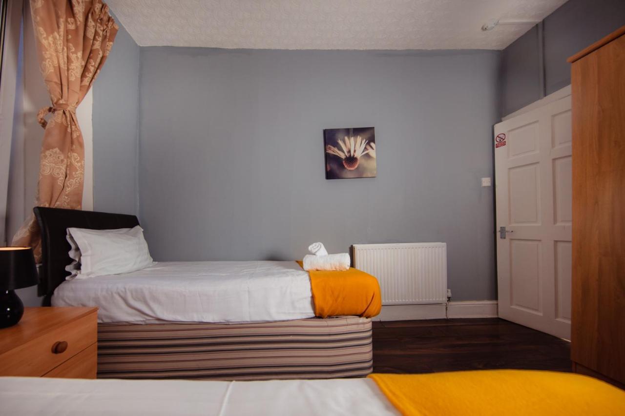 Super Central 4Bedroom Apartment At The Meadows EDI Exterior photo